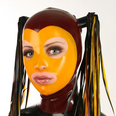 Blackstyle - Latex Berlin Blackstyle - Latex Berlin