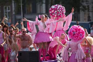 Bild CSD Parade Pink