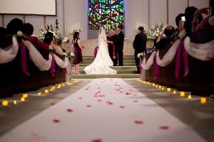 Bild Hochzeitsdeko in Kirche