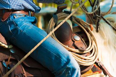 Der Countrystyle ist eine Art Wahrzeichen des Modeunternehmens. Bild Mustang Denim Jeans