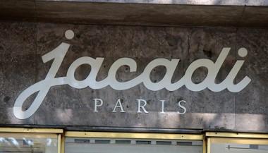 Bild Jacadi Paris Logo an Geschäft