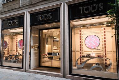 Die Marke ist vor allem für ihre handgemachten Taschen und Mokassins bekannt. Bild Tods Schuhe