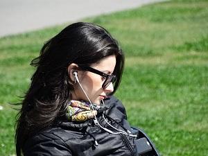 In-Ear-Kopfhörer kannst Du perfekt an Dein Smartphone anschließen Bild In-Ear-Kopfhörer