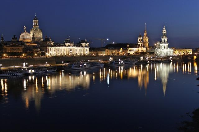 Bild Dresden bei Nacht
